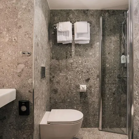 Otel Scandic
