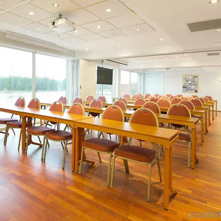 Scandic Hotell 3*